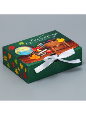 Коробка 16,5х12х5 см "Любимому учителю"