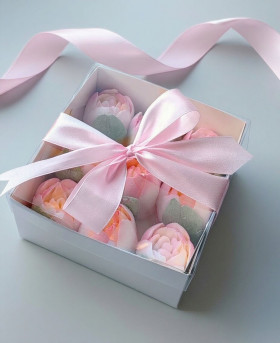 Коробка 12х12х6 см с прозрачной крышкой, белая
