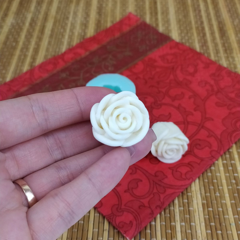 Молд силиконовый Роза мини 2,6 см