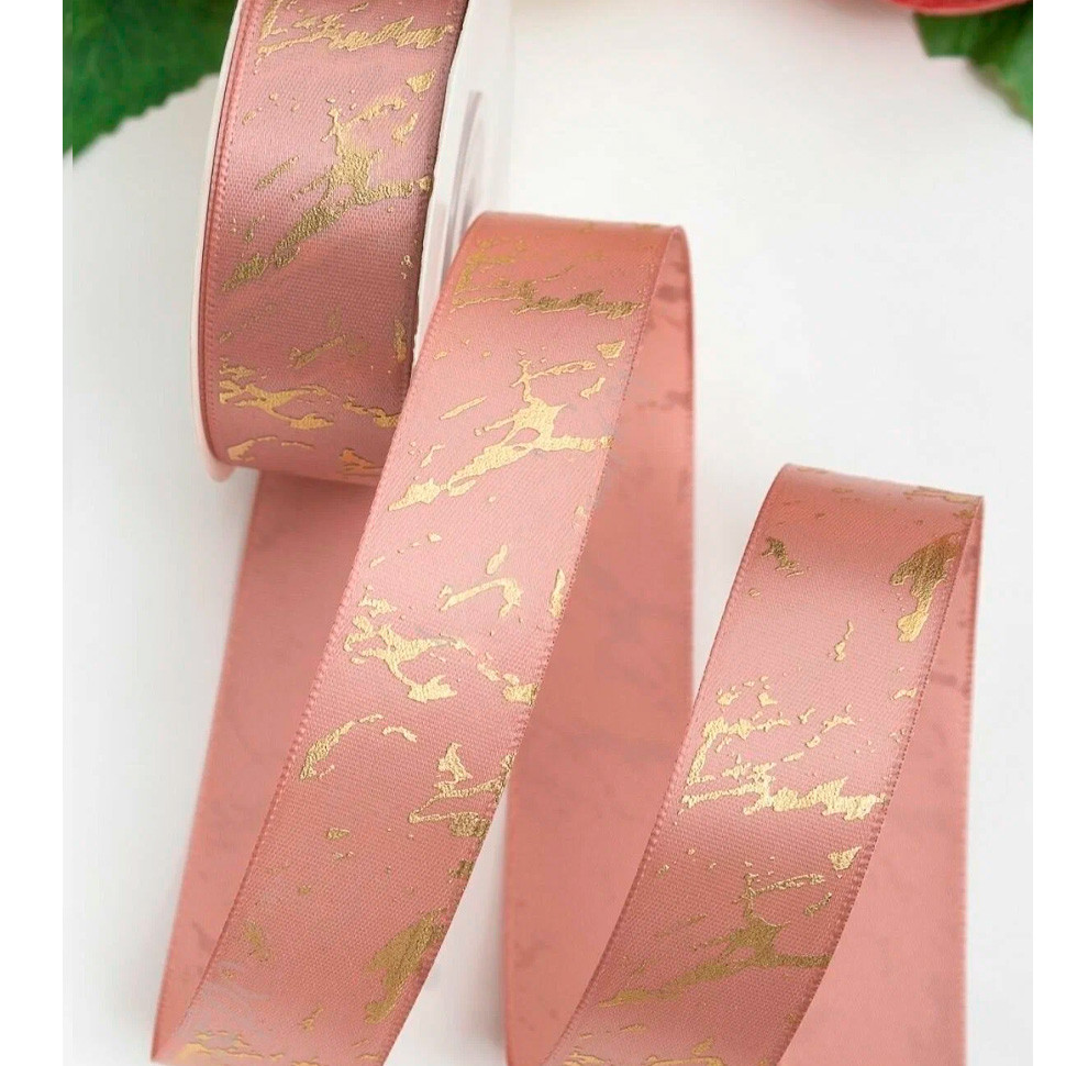 Лента атласная Дымчато-розовая/Золотой мрамор, 2,5 см / 3 м