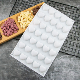 Форма силиконовая Сердечки, 35 шт 