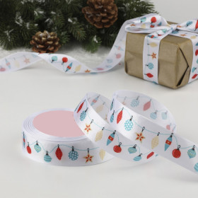 Лента атласная &quot;Елочные игрушки&quot; 2,5 см / 3 м   