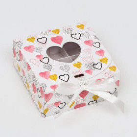 Коробка 11,5х11,5х5 см &quot;Сердечки&quot; с делителями на 9 ячеек 
