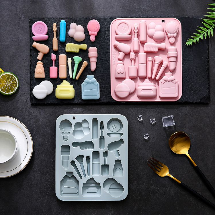 Форма силиконовая "Косметика" 17 яч.