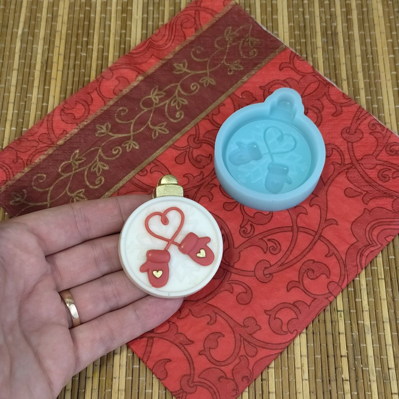 Форма силиконовая "Елочный шарик" 5,4 см 