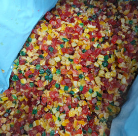  Фрукты засахаренные, смесь / кубики ~6х6 мм, 100 гр 