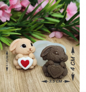 Молд силиконовый &quot;Зайчик с сердечком&quot; 4 см (Подходит в ячейку для конфет)