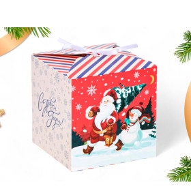 Коробка подарочная 14х14х14 см &quot;Санта с елкой&quot;    